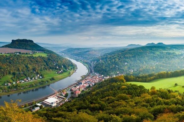 Wie Sie die Sächsische Schweiz ganz bequem mit dem Auto erkunden